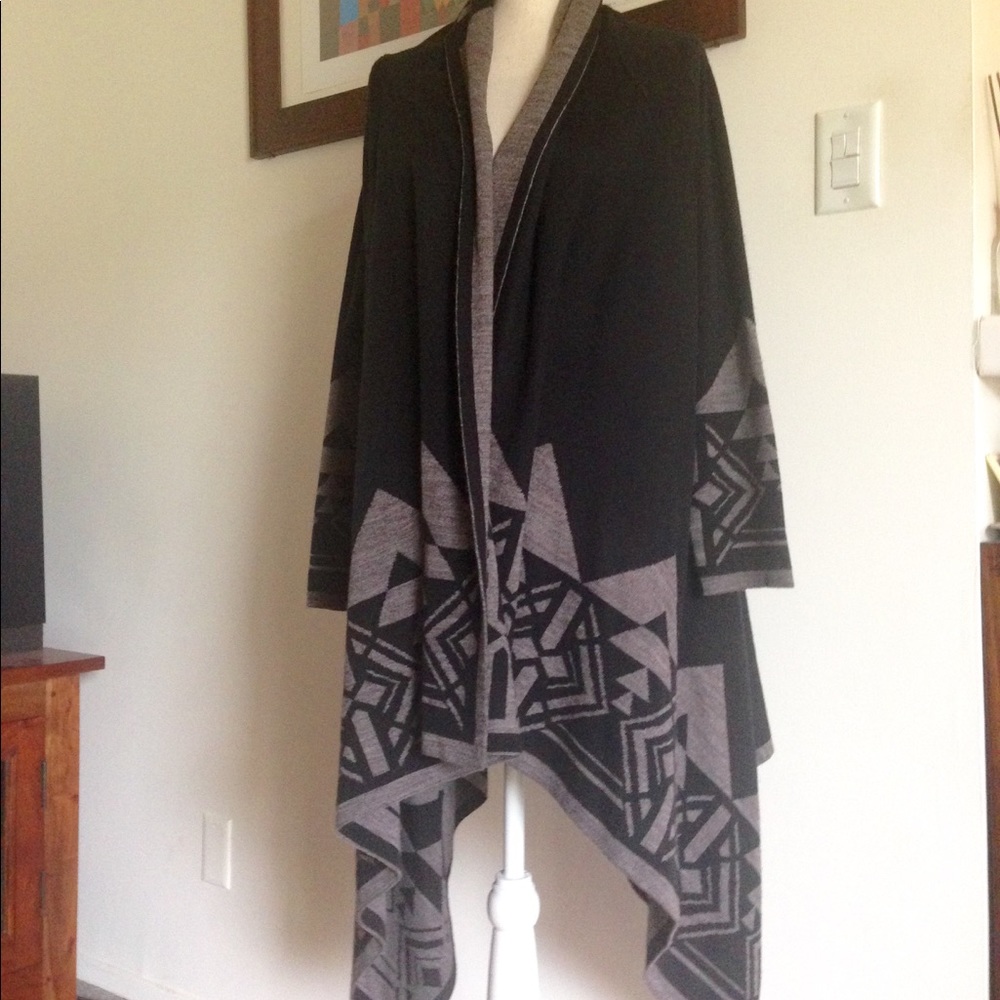 Aztec Print Cardigan NEW!